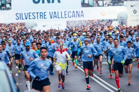 Runners of the San Silvestre Vallecana in Madrid