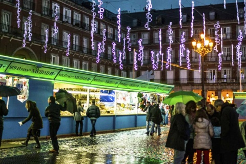 Weihnachten auf der Plaza Mayor in Madrid