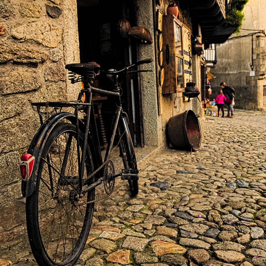 Straße im mittelalterlichen Dorf La Alberca, Salamanca