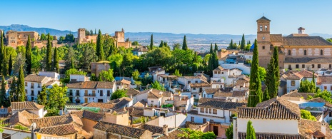 Ansicht des Stadtviertels Albaicín in Granada, Andalusien