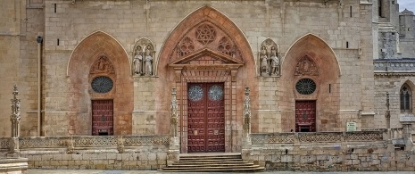 Фрагмент входа в кафедральный собор Бургоса