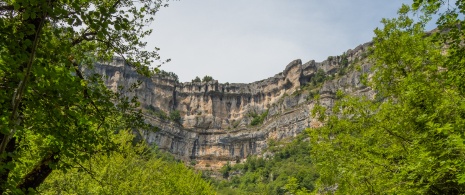 Widok na Balkon Pilatosa w Sierra de Urbasa w Nawarze