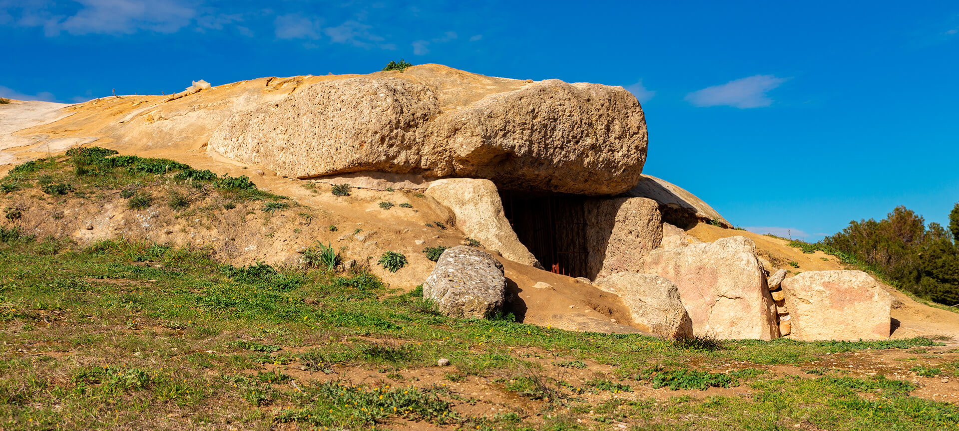 Dolmen de Menga Ã  Antequera | spain.info en franÃ§ais