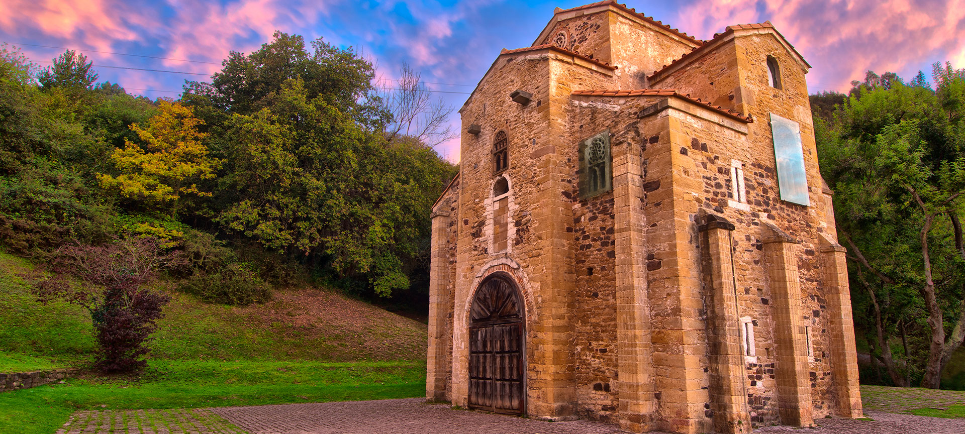 Chiesa di San Miguel de Lillo a Oviedo | spain.info