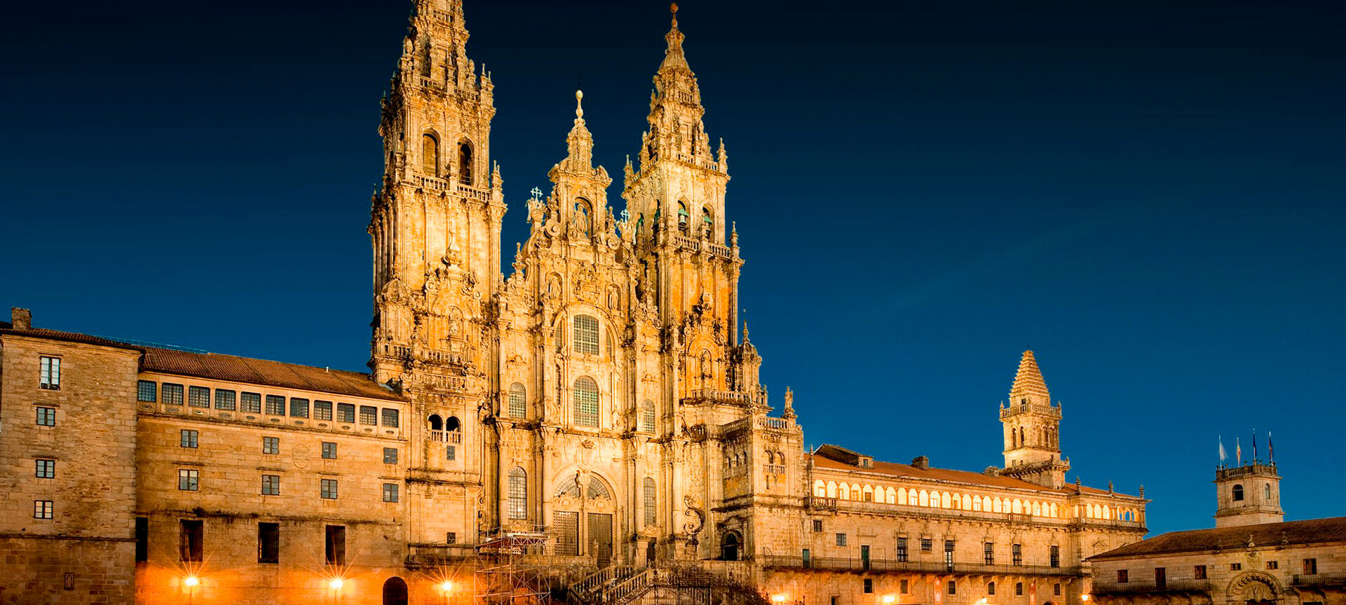 A romantic holiday in Europe: Santiago de Compostela | spain.info