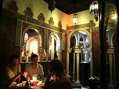 Tea room in Granada 