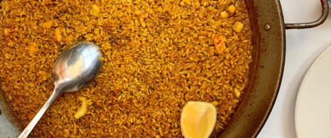 الأرز مع مرق السمك "أرز أباندا"