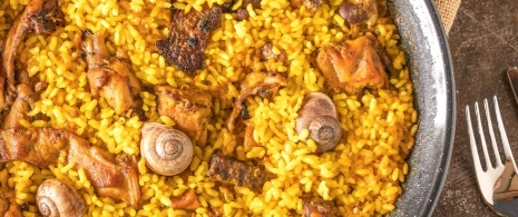 أرز بالأرنب والحلزون