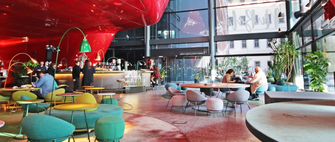 مقهى متحف الملكة صوفيا مقهى متحف الملكة صوفيا