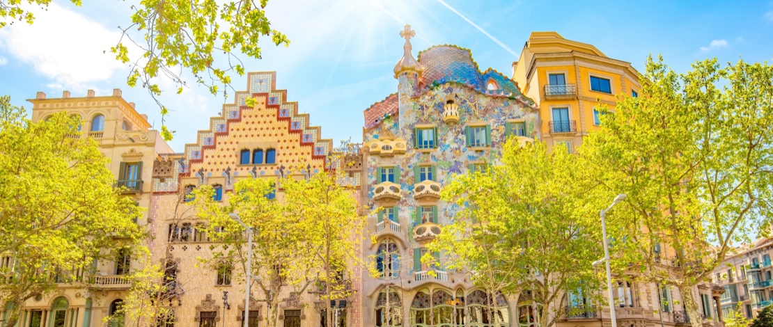 Modernist houses in Paseo de Gràcia, Barcelona Modernist houses in Paseo de Gràcia, Barcelona