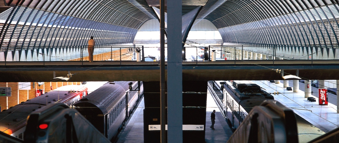 محطة قطار سانتا خوستا بإشبيلية محطة قطار سانتا خوستا بإشبيلية