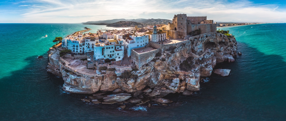 View of the walled city of Peñíscola View of the walled city of Peñíscola