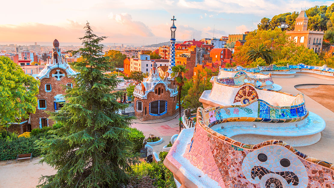 Park Güell in Barcelona, Catalonia Park Güell in Barcelona, Catalonia