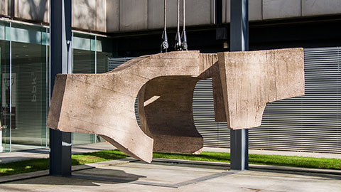 Скульптура Lugar de encuentros IV («Место встречи IV») в Музее изобразительного искусства Бильбао