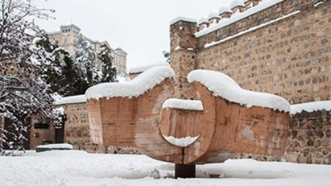 Meeting Place V sculpture, Toledo