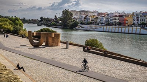 Monumento a la Tolerancia, Sewilla