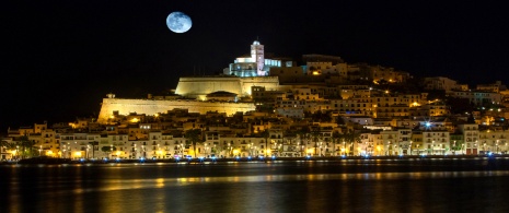 Zamek Dalt Vila, Eivissa