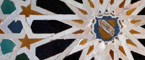 Detalhe de um mosaico da Alhambra