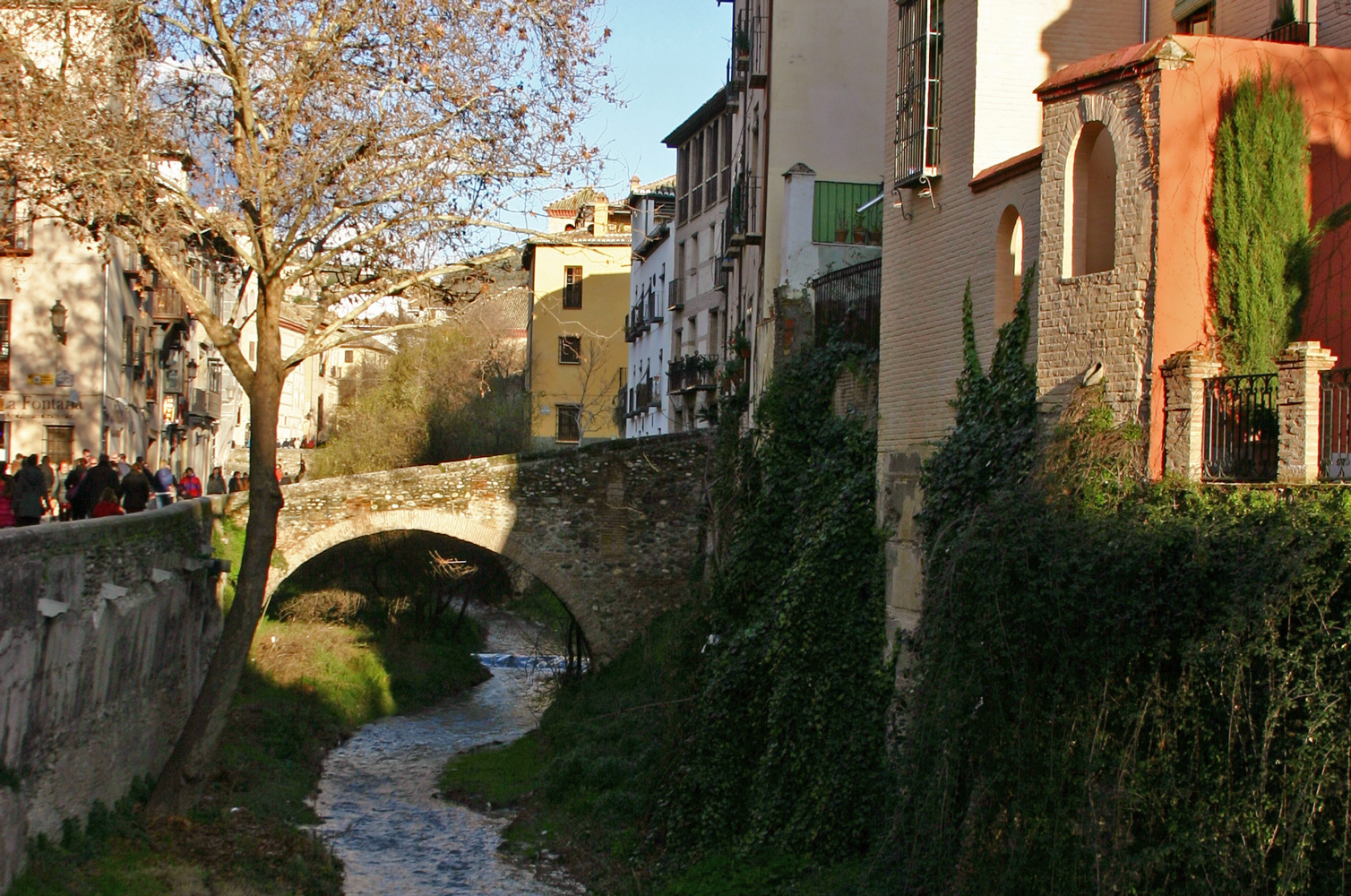 Calle del Darro en Granada