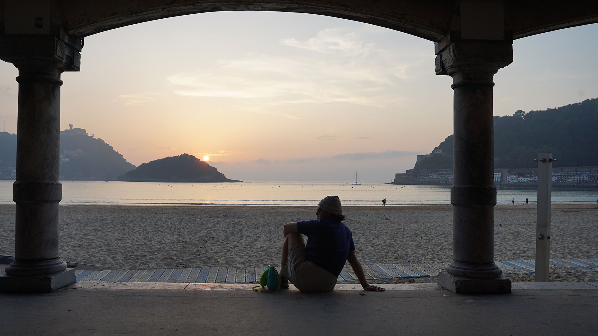 La Concha beach at sunset, Donostia/San Sebastián La Concha beach at sunset, Donostia/San Sebastián