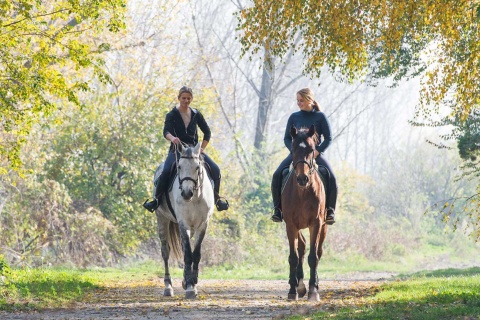 Ragazze a cavallo