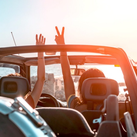 Voyage en voiture sur la côte