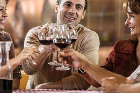 Tourists during a wine tasting