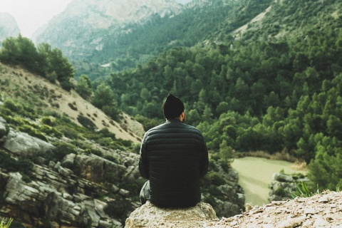 Hombre en el Caminito del Rey de Málaga