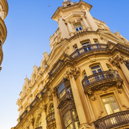 Fachadas de edificios en Albacete