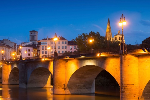 Puente de Piedra – kamienny most w Logroño