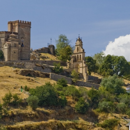 El recinto fortificado de Aracena (Huelva, Andalucía)