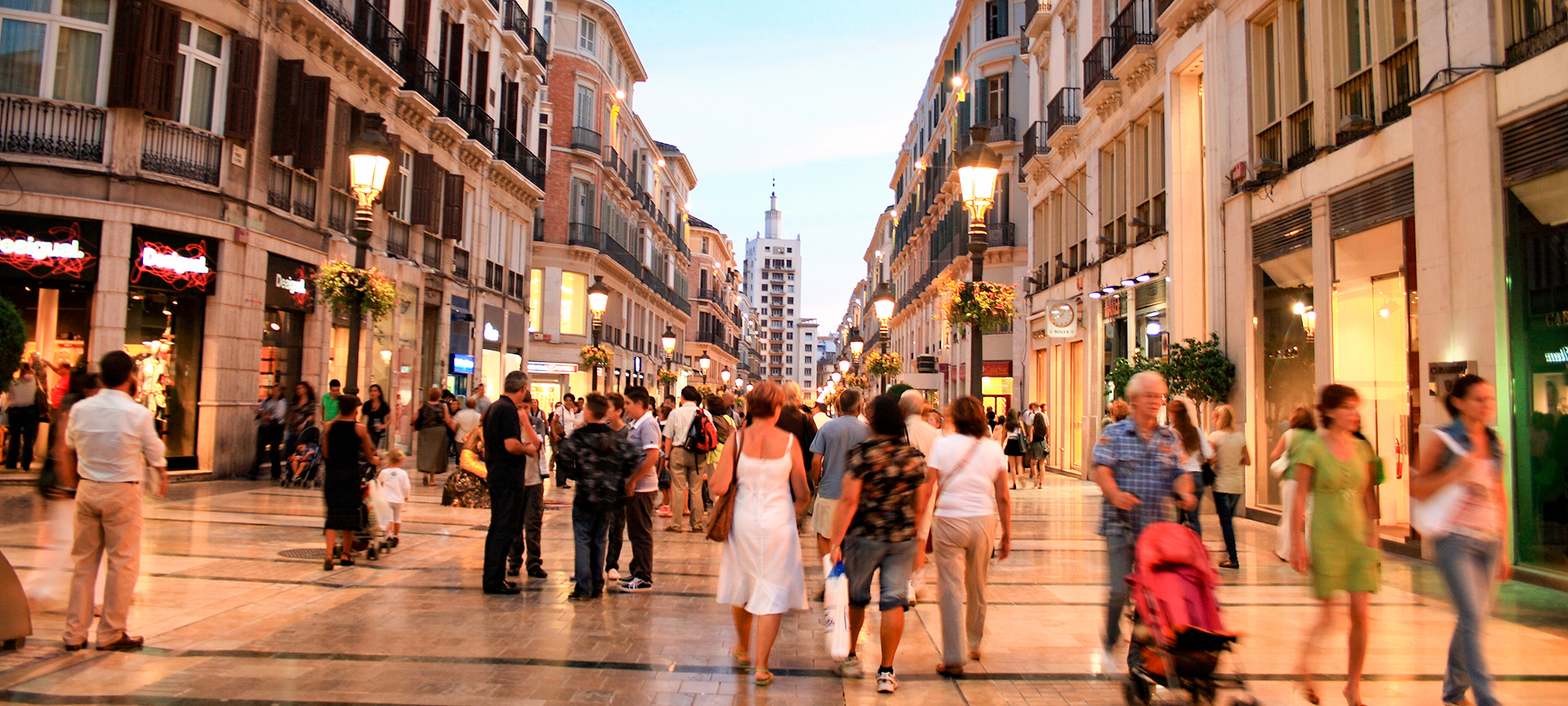 Calle Larios in Málaga Calle Larios in Málaga