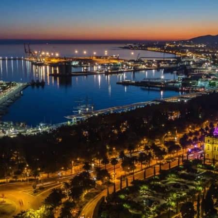 Vistas de Málaga de noche