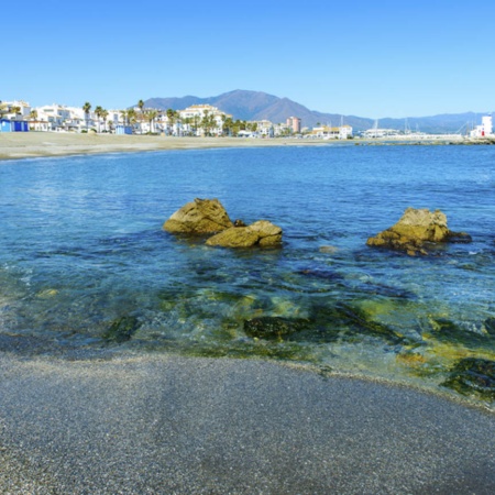 Spiaggia di La Duquesa, a Manilva (Malaga, Andalusia)
