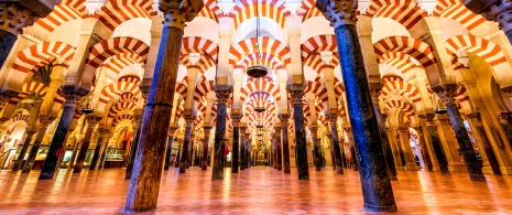 Interior da Mesquita de Córdoba