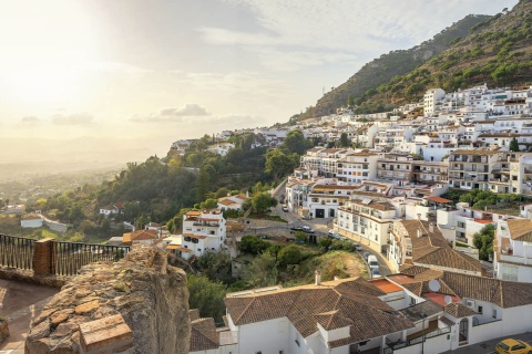 Gesamtansicht von Mijas in Málaga (Andalusien)