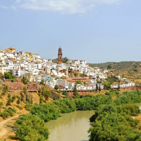 Vista de Montoro (Córdoba, Andaluzia), junto ao Rio Guadalquivir