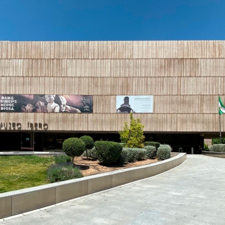 Außenansicht des Iberischen Museums von Jaén