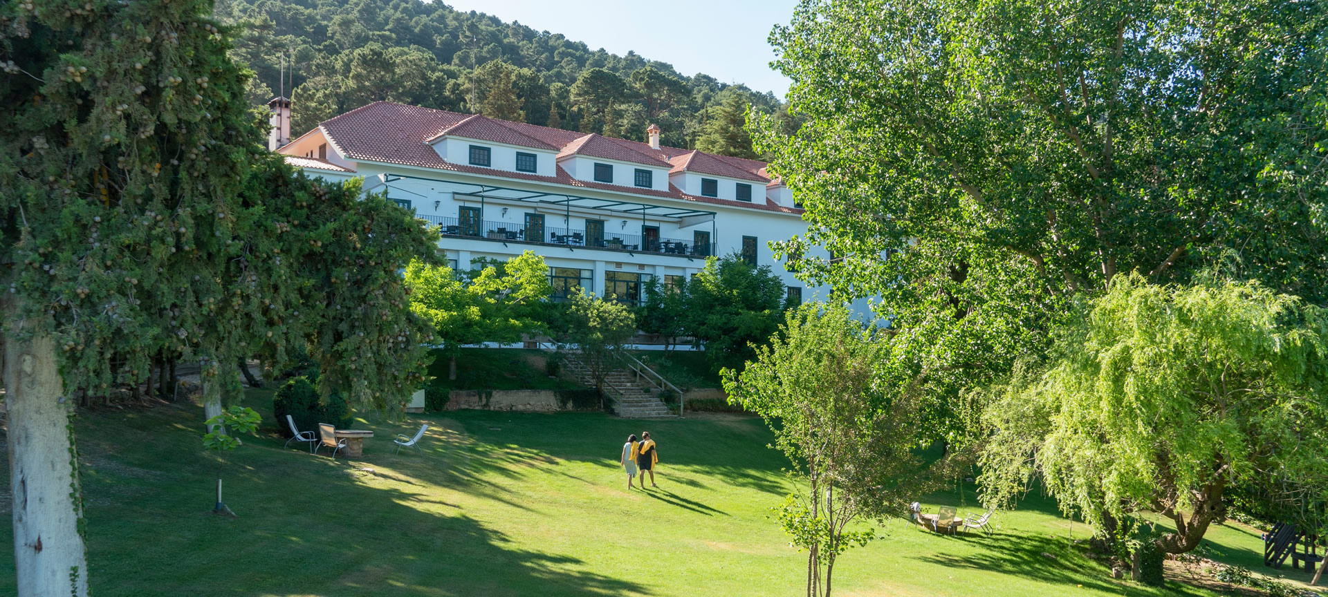 Blick auf das Parador de Cazorla und Umgebung