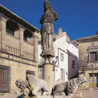 Plaza del Populo, Baeza