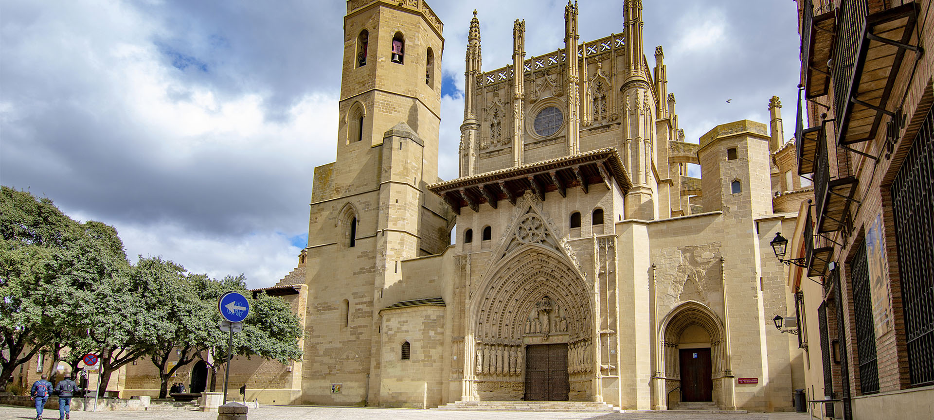 "Cathédrale Santa María de Huesca (Aragon). "