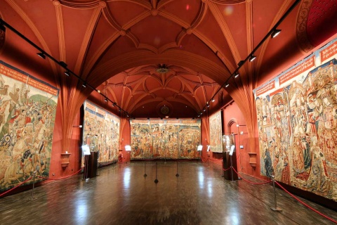 Wandteppich- und Kapitelmuseum der Kathedrale La Seo