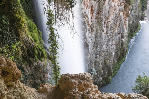 "Der Wasserfall Cola de Caballo am Piedra-Kloster in Nuévalos (Saragossa, Aragonien) "