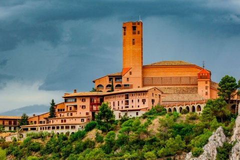 Vue générale du Sanctuaire de Torreciudad à Huesca