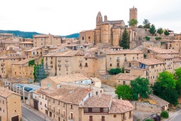 Замок и средневековые стены Сос-дель-Рей-Католико