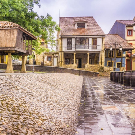 Plaza de Carbayedo in Avilés (Asturien)