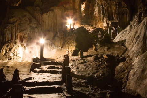ペニャ・デ・カンダモ洞窟。アストゥリアス