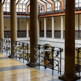 Corredor del Centro de Cultura Antiguo Instituto en Gijón