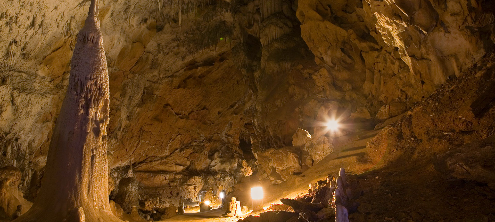 Cueva de Tito Bustillo. Cueva de Tito Bustillo.