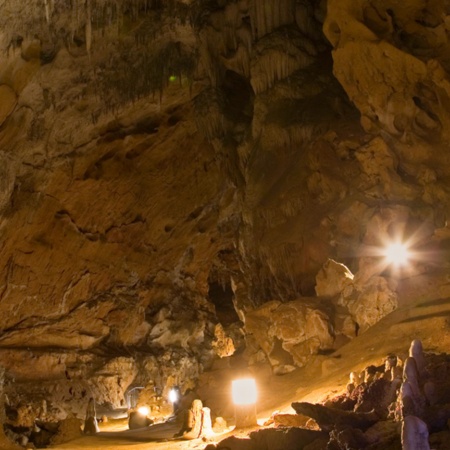 Gruta de Tito Bustillo.